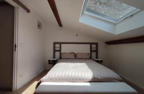 Saint-Marcellin Apartment | La Mansarde étoilée