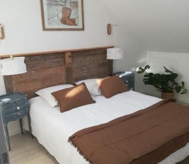 Nozay Apartment | La mansarde