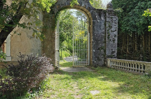 Cuxac-Cabardes Bed & Breakfast | La Manufacture Royale de la Bonde