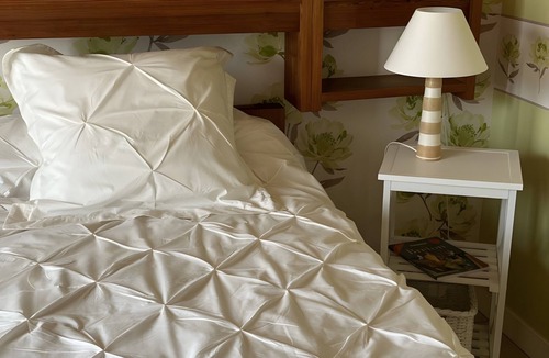 Piriac-sur-Mer Bed & Breakfast | La Marée Hôtes Guesthouse – Poolside Retreat