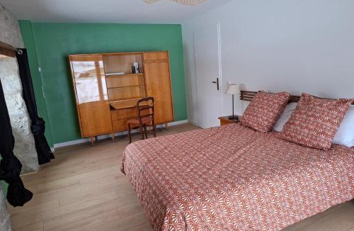 Taxat-Senat Bed & Breakfast | La Mar'Hel