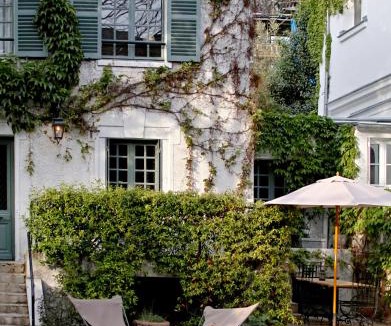 Asnieres-sur-Seine Villa | La Marantianne, a charming villa near Paris
