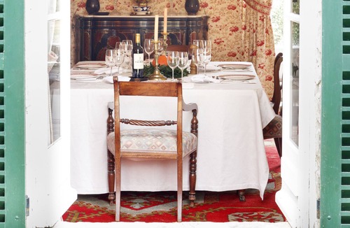 Saint-Martin-en-Biere House | La Marcotte, magnificent garden and swimming pool