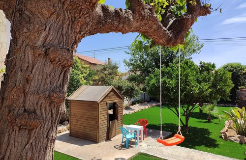 Roda de Bara House | La Mare Bella con Piscina, Wifi, BBQ a 8 min de la Playa en Coche
