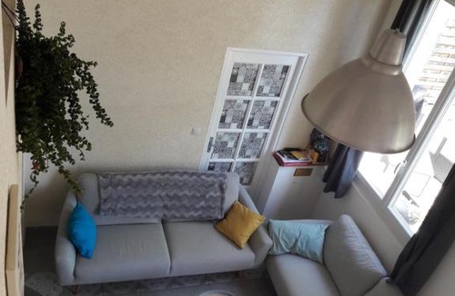 Avrille-les-Ponceaux Bed & Breakfast | La Marelle