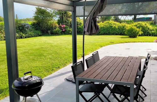 Saint-Aubin-Routot House | La Margance - cosy gite between Etretat and Honfleur with pool table and whirlpool bath