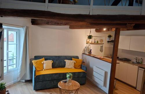 Crecy-en-Brie Apartment | La Marisa, studio cosy 10min Disney.