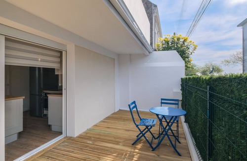 Saint-Nazaire Apartment | La Maritime - Vue port 50 m de la plage, de la baie