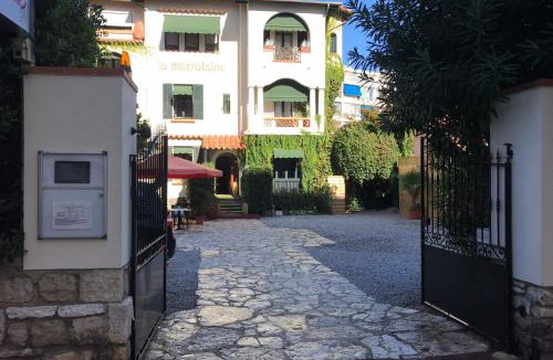 Juan-les-Pins Hotel | La Marjolaine
