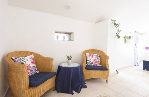 Soudan Bed & Breakfast | La Marmoire