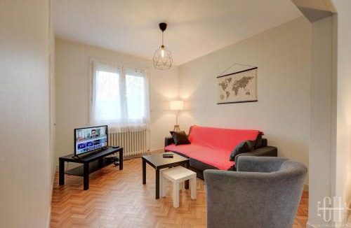 Chambray-les-Tours House | La Marnière, Maison avec jardin , 6 V, Parking