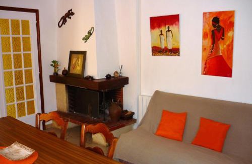 Saint-Germain-de-Livet House | La martinière - Au cours du ruisseau