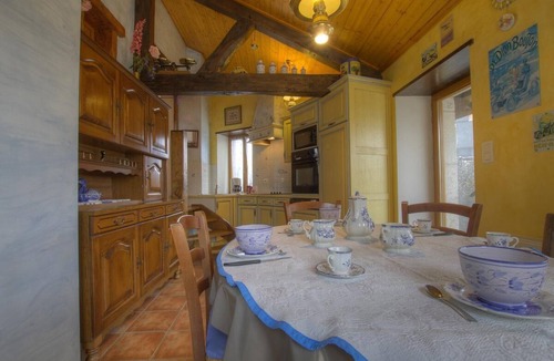 Saint-Champ House | La Masure - Magnieu - Gîte