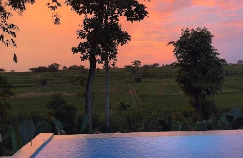 Singapadu Tengah Villa | LA MEDDIAN SUNSET VIEW , private 1 bed room