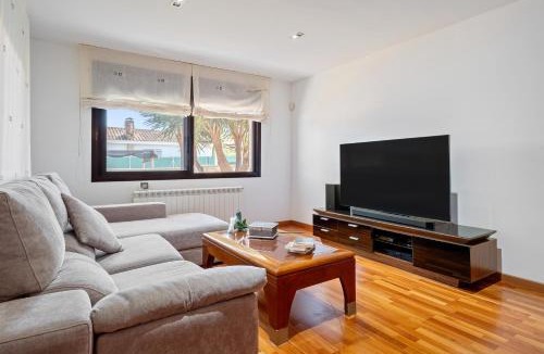 Albinyana House | La Mediterranea Village