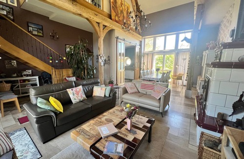 Paisy-Cosdon House | LA MELINOTHE