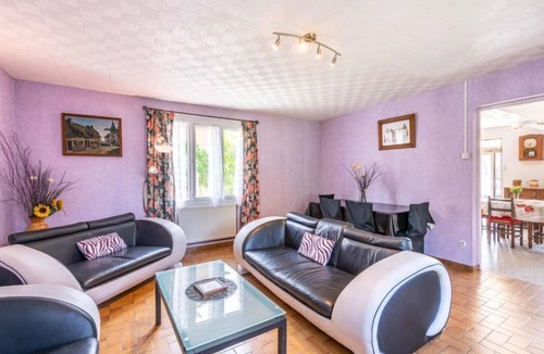 Mesnieres-en-Bray House | La Mesnièroise by Interhome