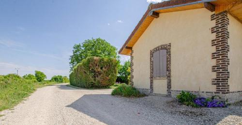 Charmont-sous-Barbuise House | La met au loup