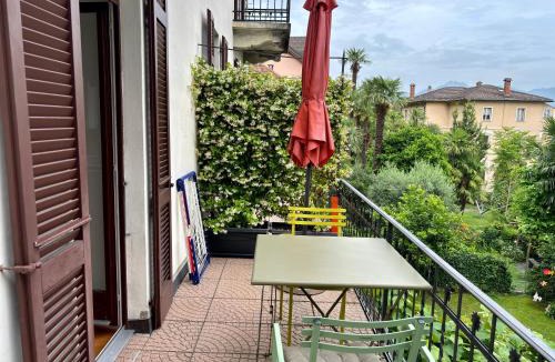 Minusio Apartment | la meta appartamento vista lago con parcheggio