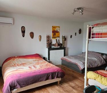 Mars-sur-Allier House | LA MEUTE