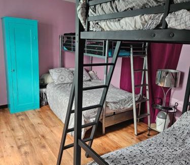 Mars-sur-Allier House | LA MEUTE