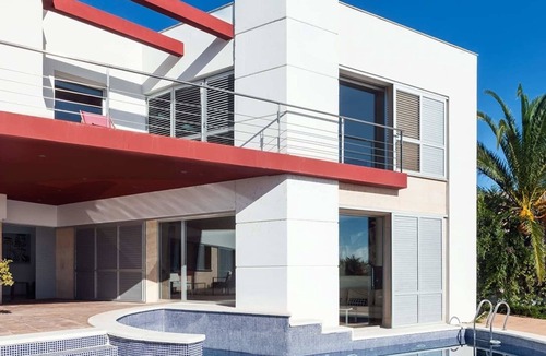 L'Ampolla Villa | LA MEVA LLUNA, Luxury villa on the beachfront with pool