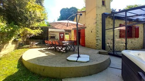 Rocheserviere House | La Minoterie Pause Zen, Spa & Piscine privés 12 personnes