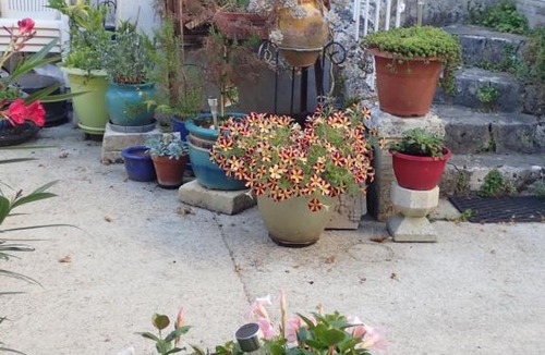 Mirambeau Bed & Breakfast | La Miramboise, chambres et table d hôtes