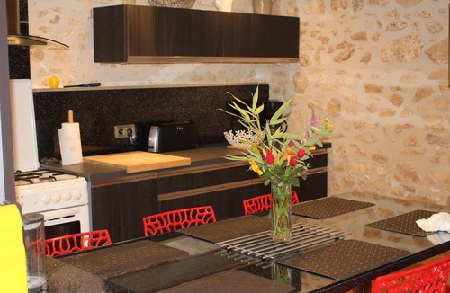 Saint-Pierre-de-Cole House | La Monestière