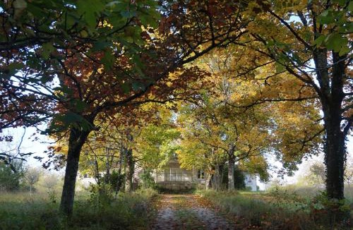 Allemans Bed & Breakfast | La Montagne Sud