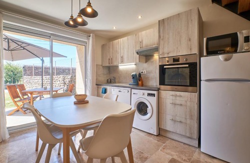 Saint-Hilaire-du-Rosier House | La Mottinière