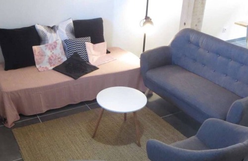 Fa House | "La Mule" , Pretty village house in Cathar country, 6 people - covered terrace