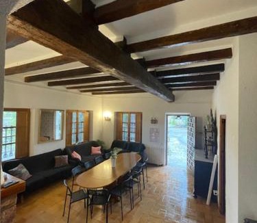 Tortosa House | La Muntanya alojamiento rural turistico vacacional
