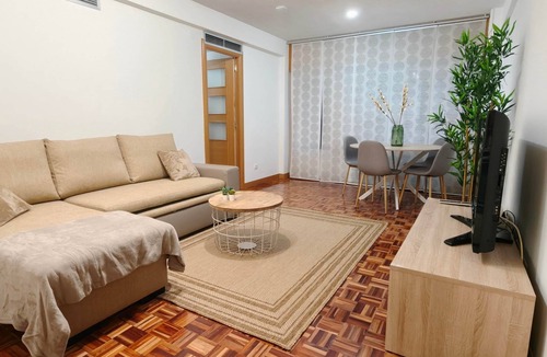 La Magdalena Apartment | La Muralla de los Sitios by Alogest
