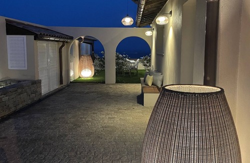 Plage de la Garonnette Villa | La Musarde - Exceptional waterfront villa