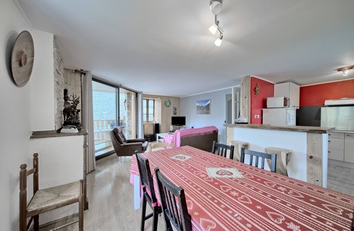 Cazaux-Frechet House | La Nabias – Charming House with Panoramic Views in the Louron Valley