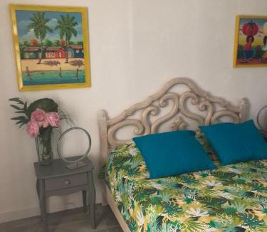 Caucade House | La Nectarine