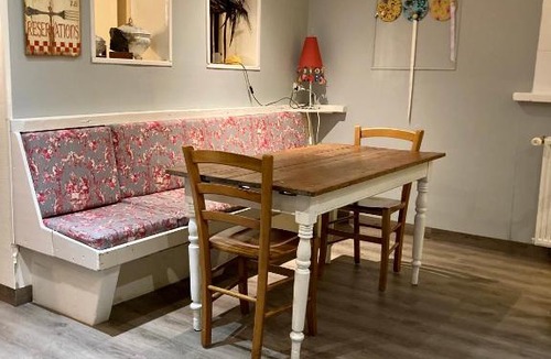 Vieille-Chapelle House | La Niche