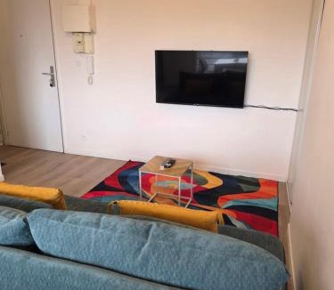 Toulouse West Apartment | La nid douillet-parking-balcon-CHbM