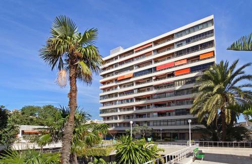 Torremolinos City Centre Apartment | La Nogalera Deluxe Apartment Torremolinos