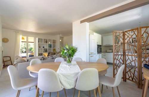 Maubec Villa | La Note Bleue Luberon