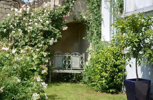 Beaumont-en-Veron House | La Pénesais