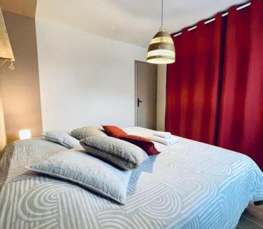 Ambrieres House | La P'tite Ambrièroise