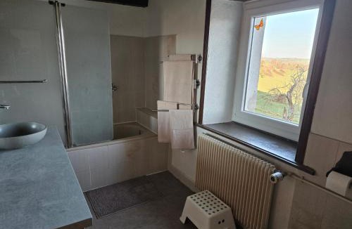 Domaize House | La P'tite Chaumiere
