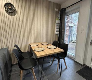 Ecuelin House | La P'tite escapade, a small haven of peace in Écuélin