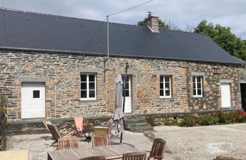 Surtainville House | La P'tite Ferme