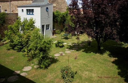 Feuguerolles-Bully House | la p'tite maison