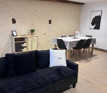 Courgains House | La p'tite maison