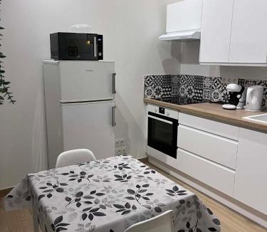 Courgains House | La p'tite maison