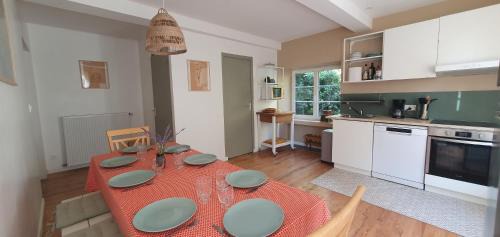 Grezac House | LA PACHA Une chouette maison d'hôtes